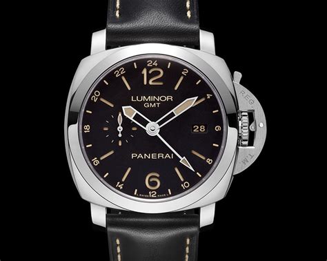 Panerai Luminor GMT 44mm pam00531 Review .